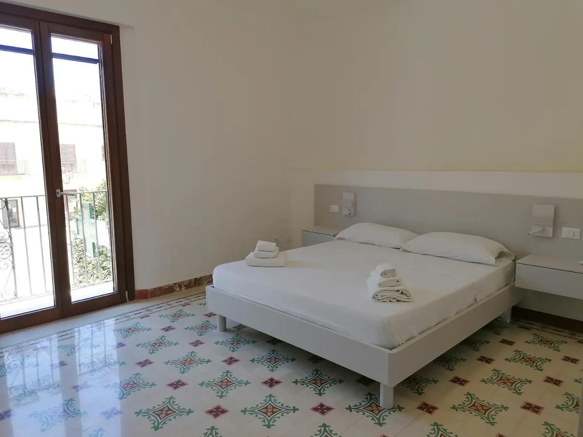 Le Case In Piazza ***** Apartment Favignana